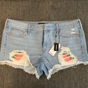 Express womens shorts with tags. Size 14.